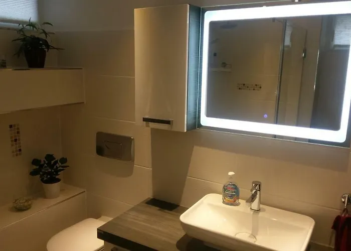 Ferienzimmer Familie Schmidt *